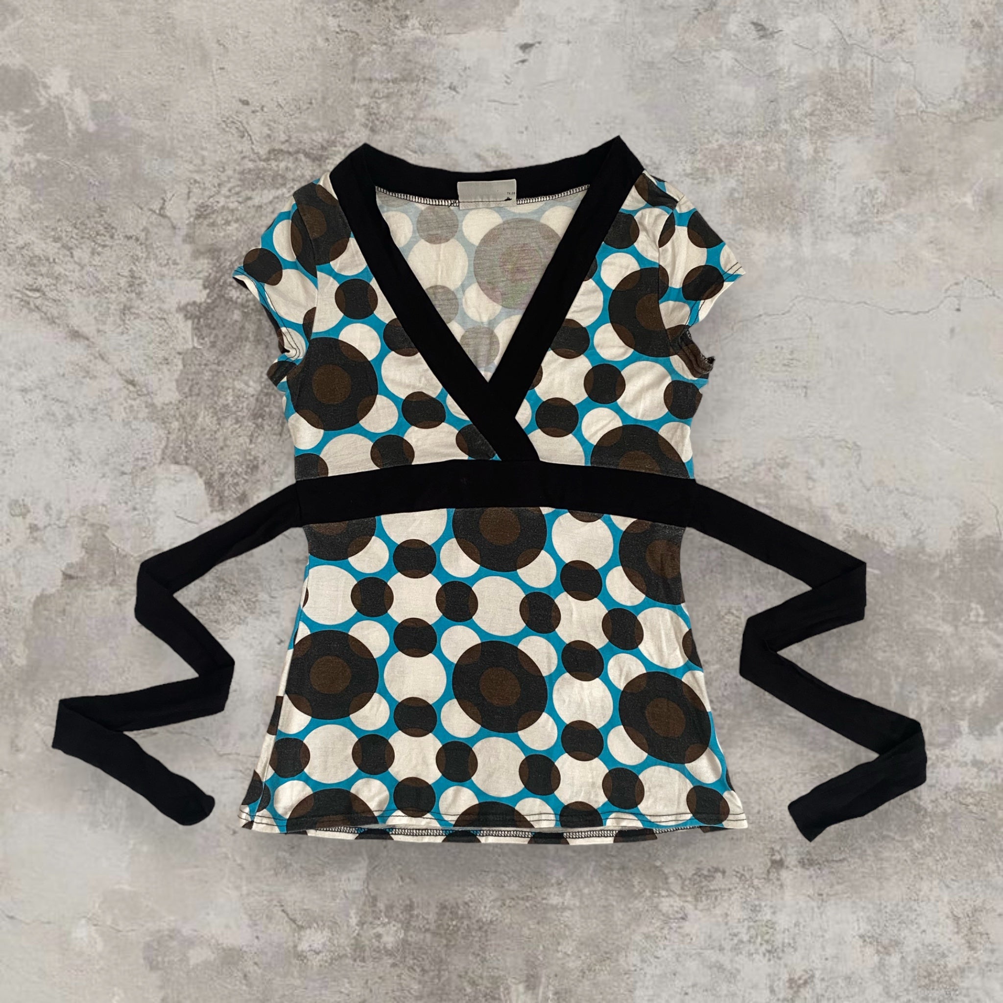 Retro V-Cut Dotted Top